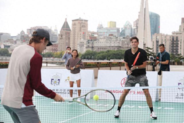 陷入对手的 陷入对手的