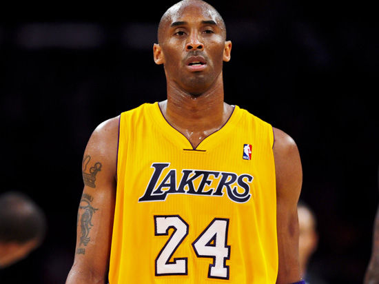 這位效力於 這位效力於