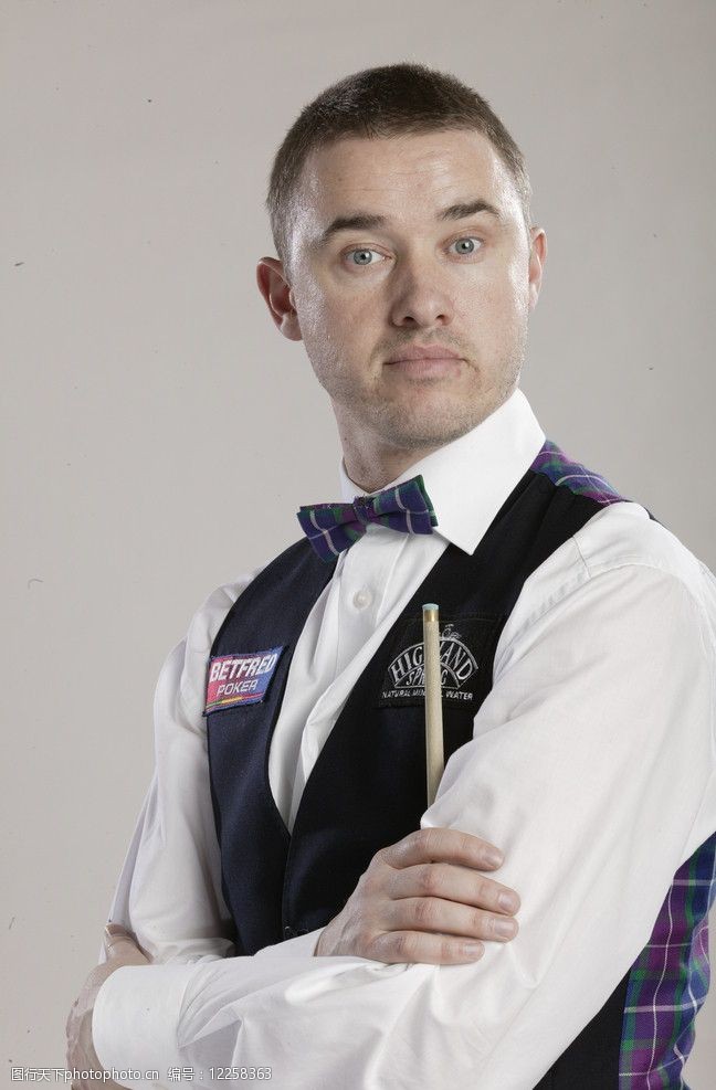 在屈髋的同 在屈髋的同