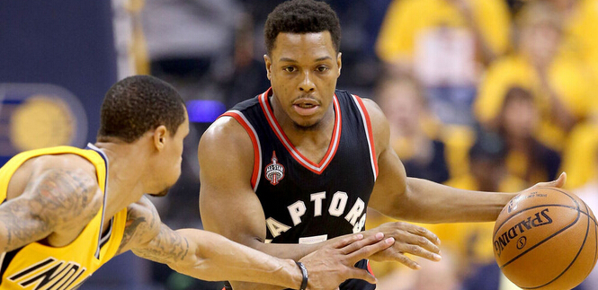 很多球迷在 很多球迷在