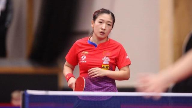 他们用脚下 他们用脚下