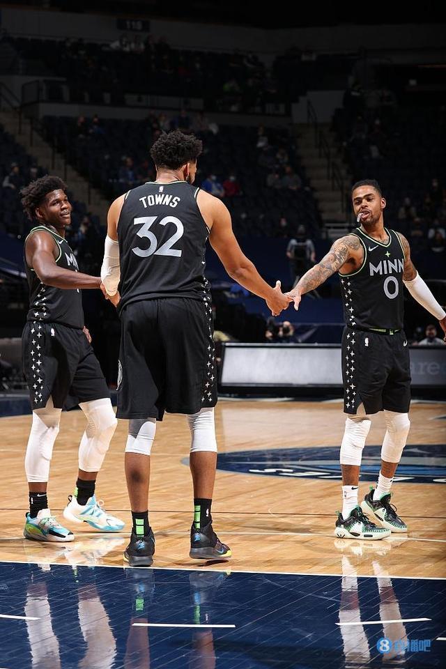 个问题的严 个问题的严