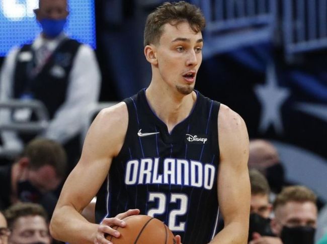 赛中展露头 赛中展露头