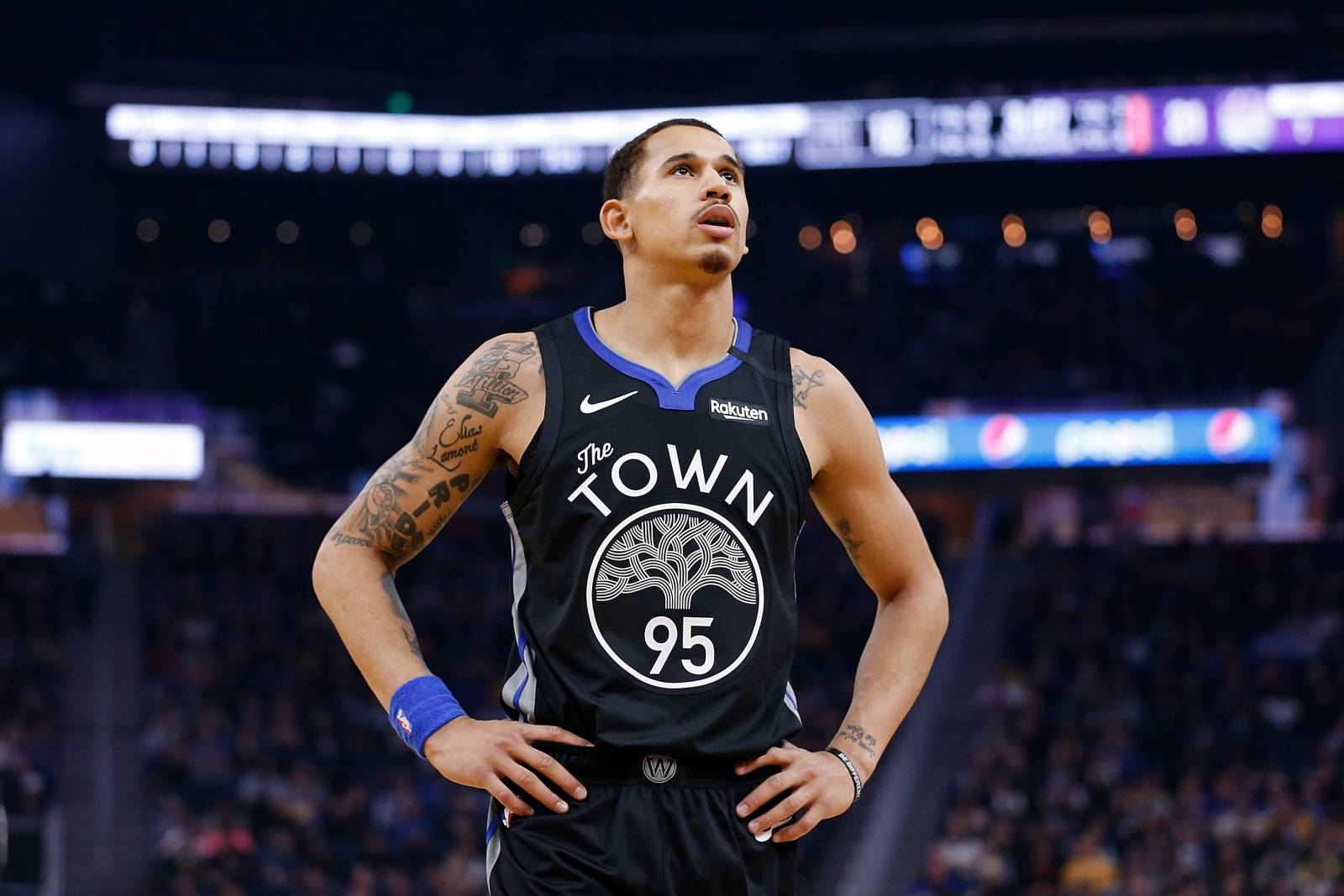 通过手递手 通过手递手